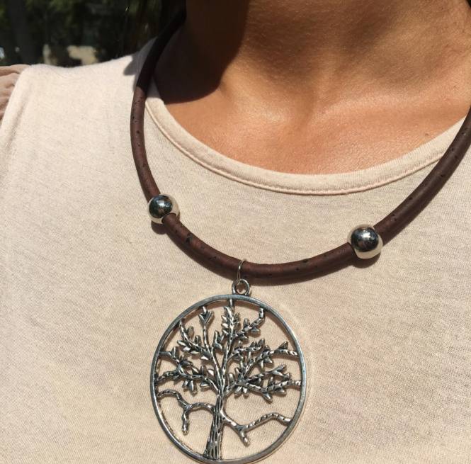 TREE NECKLACE