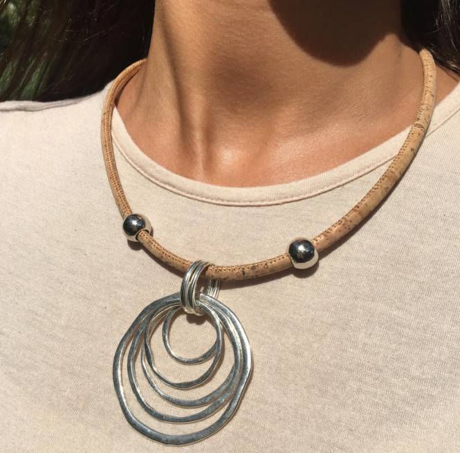 CIRCLES NECKLACE